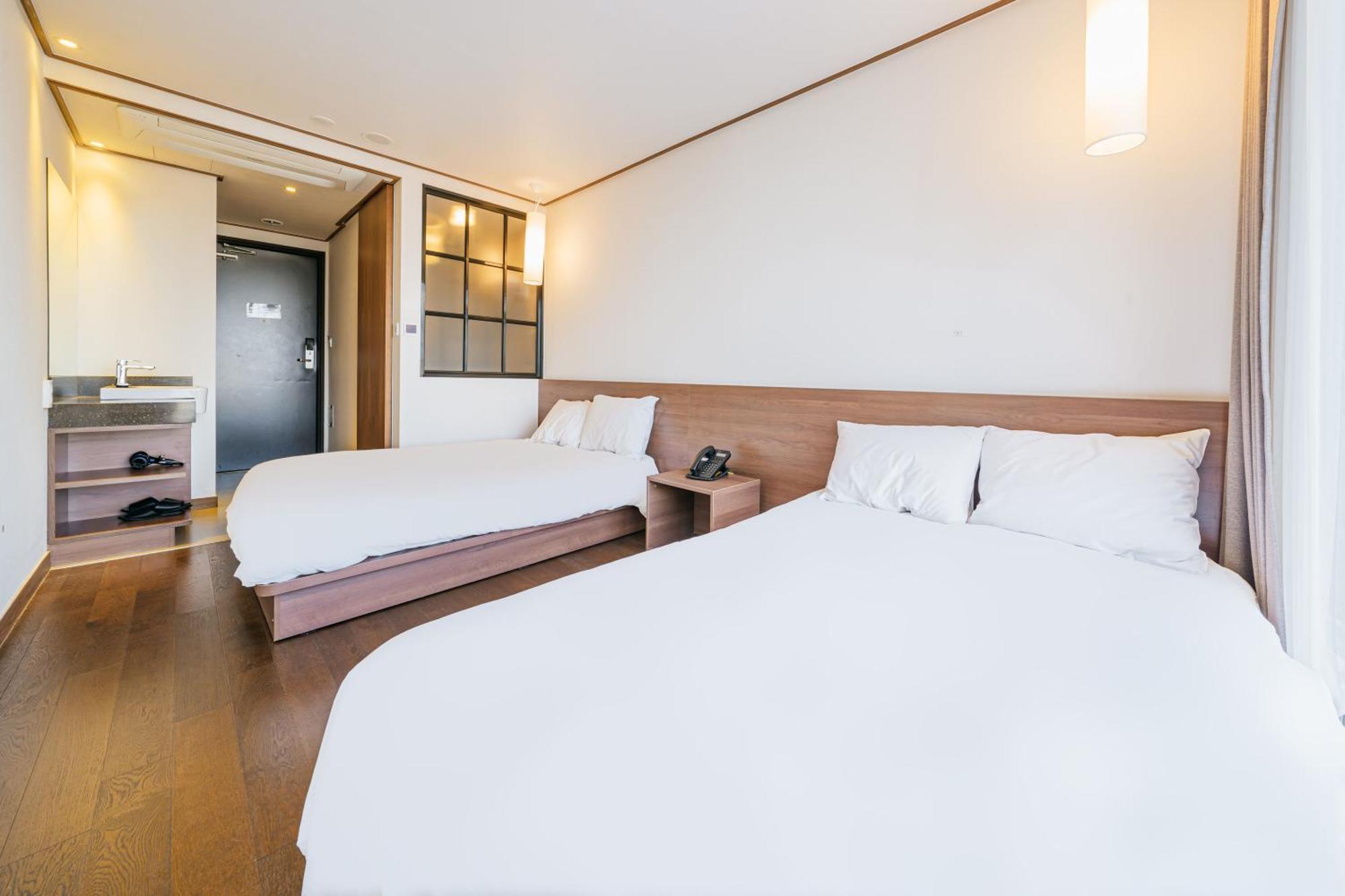 Tamara Jeju Hotel Seogwipo-stad Buitenkant foto